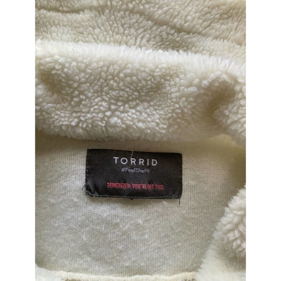 Torrid Sherpa White Jacket Size 3(3x) - Picture 8 of 9